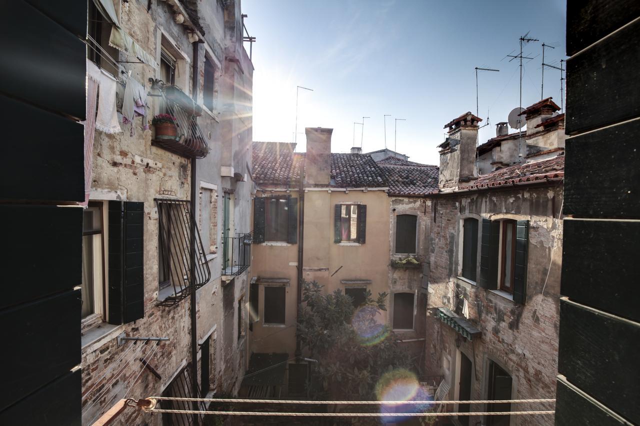 Ca' Artisti-S.Margherita Venezia Esterno foto